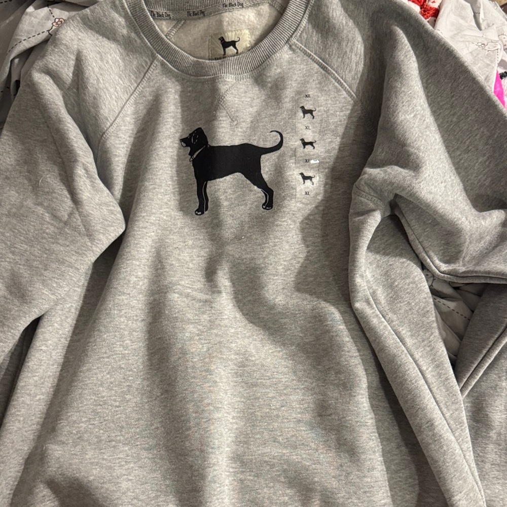 Gray Sweatshirt with Dog Print